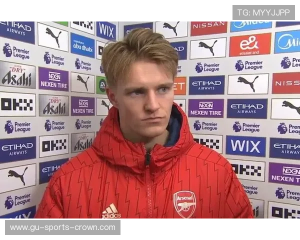 厄德高 vs 芒特：无球跑动与空间利用的结构性差异