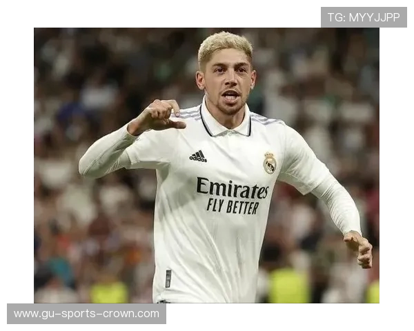 卡马文加 vs 克罗斯：出球能力与中场组织结构差异