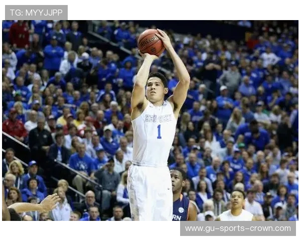 凯德·坎宁安无球跑动占比提升显著，三分效率高于队友拉开拉文防线