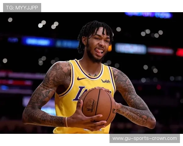 英格拉姆通过单打拉开差距 提升湖人关键回合得分效率