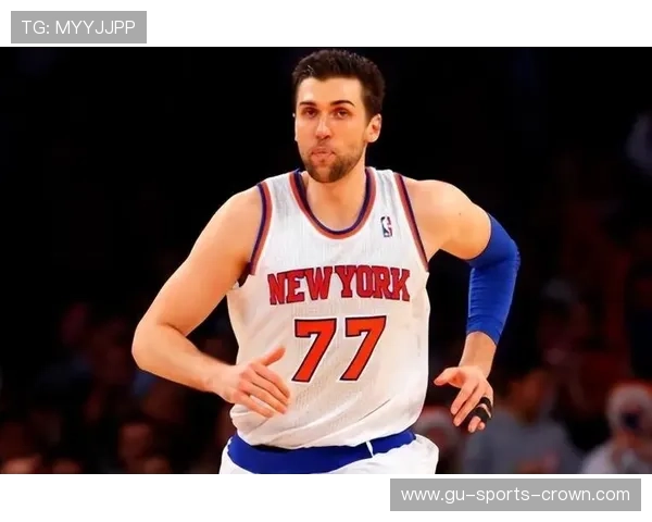 巴尼亚尼无球跑动改变防守布局，拉开空间效率提升