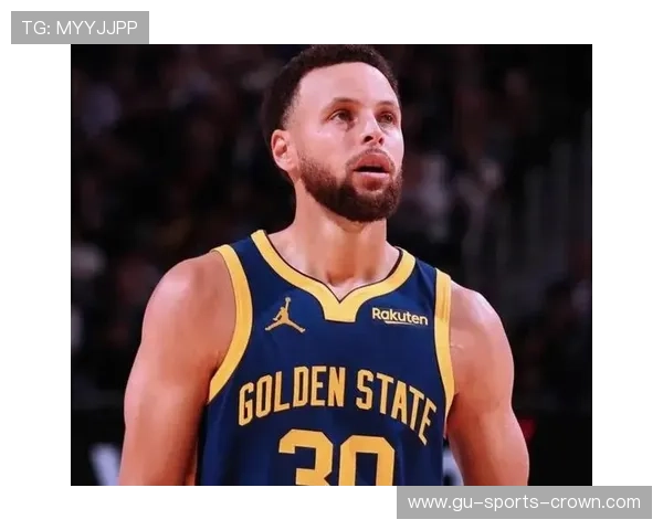 库里无球跑动拉开空间比上季三分威胁更稳定