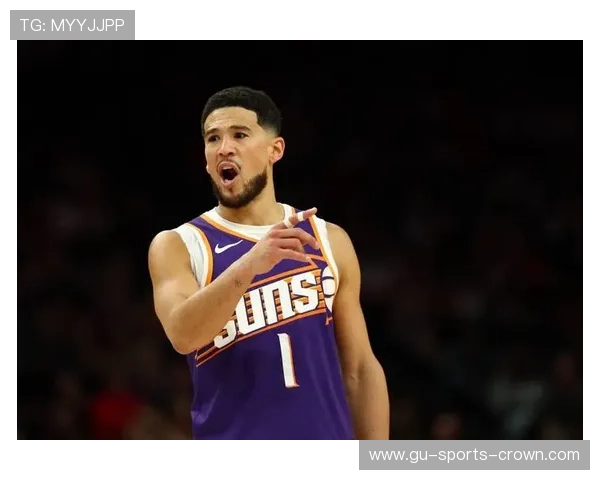 德文·布克挡拆拉开空间提升效率 主导太阳关键得分体系